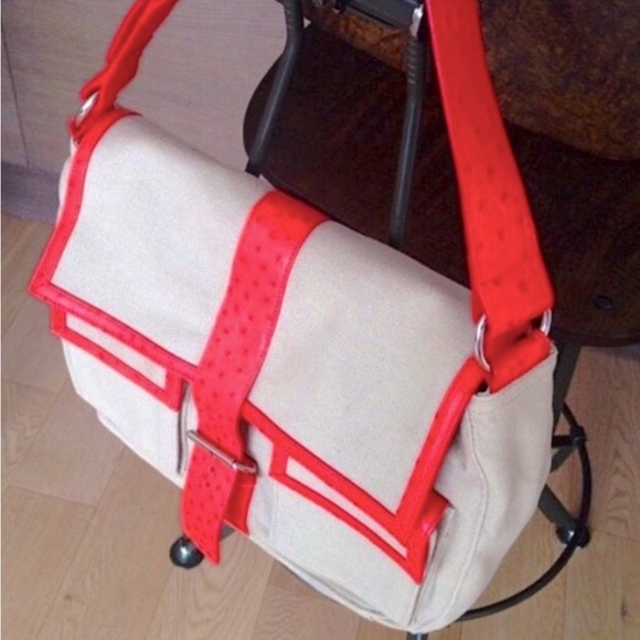 Club Monaco Shoulder Bag NWOT - Picture 3 of 3